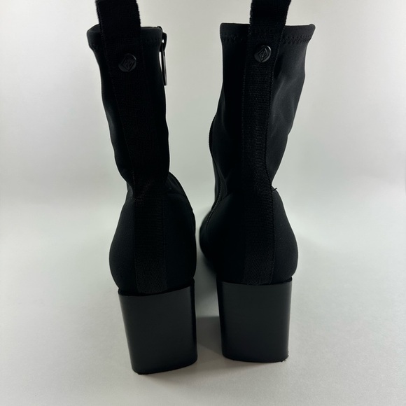 Donald Pliner ANGEL Booties Stretch Mid Calf Boot Size 9 Arch Support Mint Cond - Picture 4 of 7